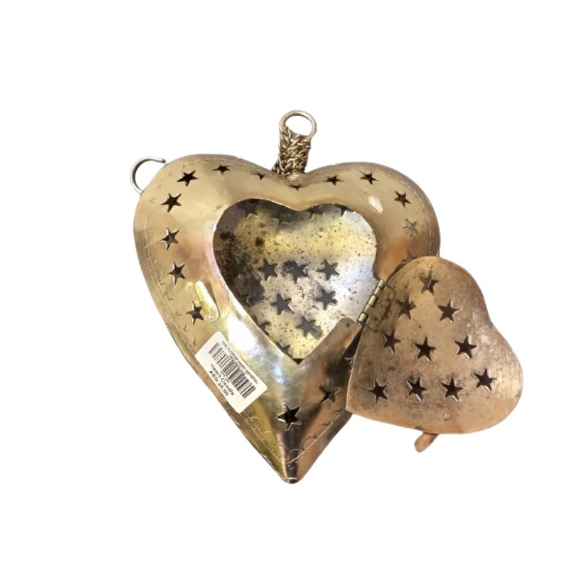 heart-shape-candle-holder-.jpg